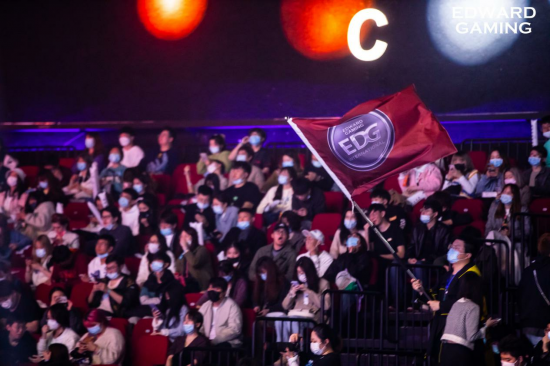 肇庆高新区举办精彩元旦杯轮滑球邀请赛